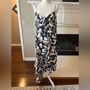 Banana Republic Blue and White Floral Dress Size 14